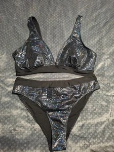Bikini Schwarz Schlangenmuster Irisierend Gr. XXL Ca. 46 - Bild 1 von 12