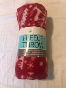 Super Soft Fleece Throw New Christmas 50" x 60" Soft 100% Polyester Lightweight - Picture 1 of 2