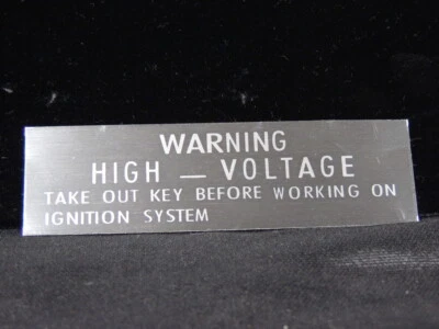 Calcomanía de advertencia de alto voltaje para Ferrari Dino 246 Daytona 365 GTC/4 1966-1974 nueva Foto 1 de 3