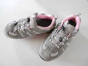 NEW Hi-Tec Redondo EZ WP Jr. Gray & Pink Outdoor Hiking Shoes Girls Youth Size 4 - Picture 1 of 7