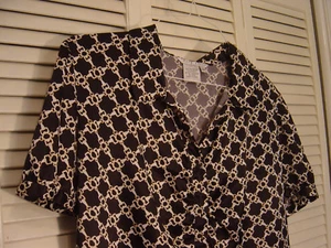 WOMEN'S FRED DAVID SILKY BLOUSE 2X BLACK / WHITE GEOMETRIC PRINT - Picture 1 of 4