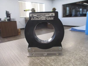 Square D Current Transformer 74-601 Ratio 600:5A 600V 25-400Hz 10kV BIL Used - Picture 1 of 7