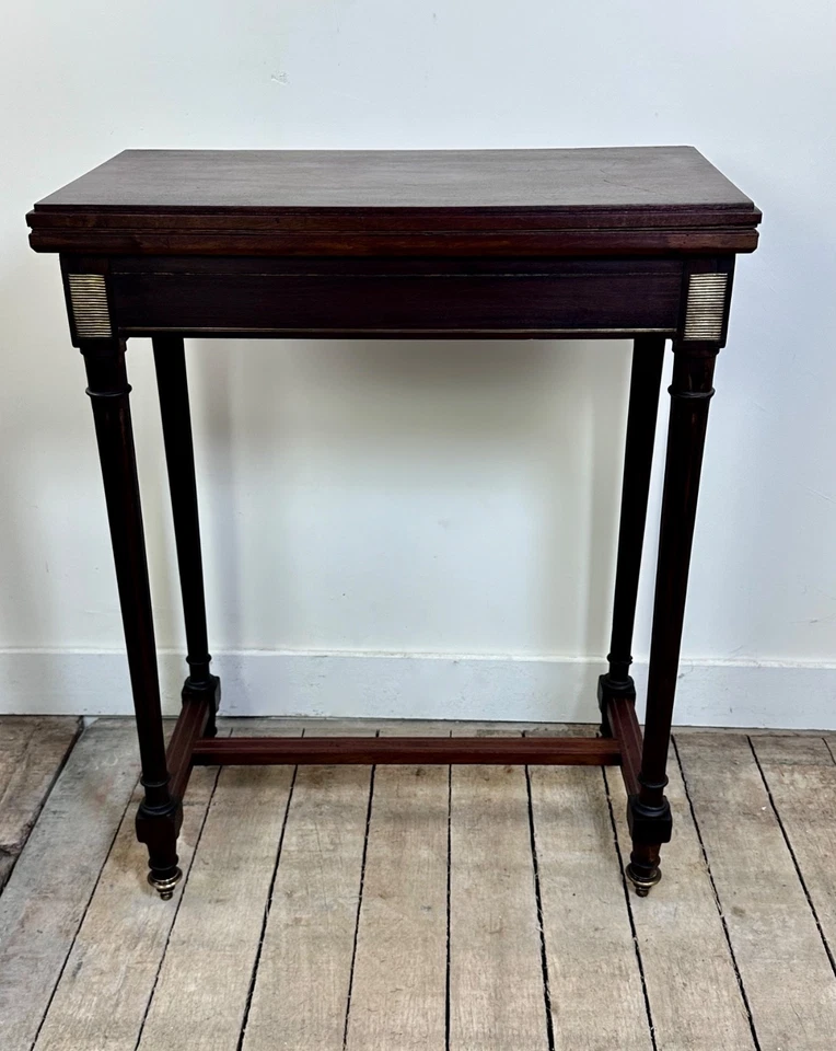 Table d'appoint / table à jeux de style Louis XVI fin XIXeme - Photo 1/4