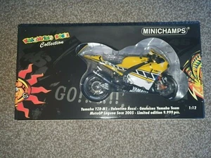 1/12 Minichamps Valentino Rossi 2005 Gallische trockene Lagune Yamaha YZR-M1 9.999 - Bild 1 von 2