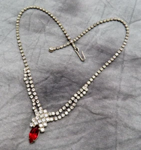 Vintage Halskette Strass rot klar facettiert Kristall Latz 16,5 Zoll Halsband 935c - Bild 1 von 9