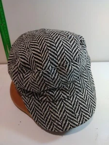 Luxury Divas black and white herringbone CAP HAT. NWT. One size. - Picture 1 of 4