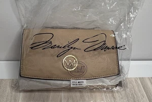 Marilyn Monroe beige gold roter Besatz Umhängetasche Handtasche/Clutch Handtasche neu mit Etikett - Bild 1 von 10