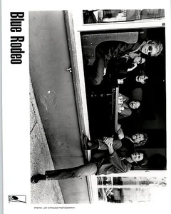 SELTENES Pressefoto von Blue Rodeo einer Country Rock Band Nachdruck - Bild 1 von 2