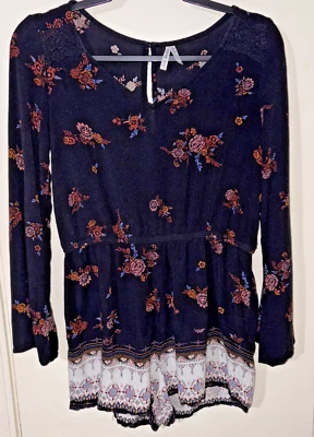 Pantalones Cortos Mudd Mameluco Negro Boho Floral Manga Larga M Foto 1 de 4