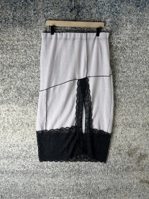 Falda midi lápiz con ribete de encaje negro gris mediano Intimately Free People para mujer Foto 1 de 4