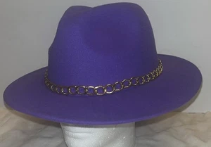 Cappello Fedora Viola con Catena Tono Oro - Costume Halloween Cosplay - Foto 1 di 6