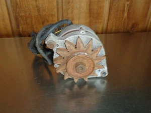 Alternador Motorcraft D9UF-10300-BA 60a 60 Amp Ford Mercury - Imagen 1 de 5