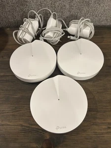 Paquete de 3 sistemas de enrutador Wi-Fi de malla para todo el hogar TP-Link Deco M5 blanco AC1300 - Imagen 1 de 3