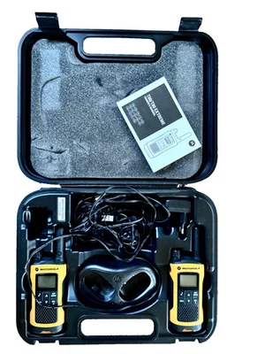 MOTOROLA PMR-FUNKGERÄTE TLKR T80 EXTREME KOFFER 2er-SET, WIE NEU! - Bild 1 von 4