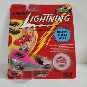 JOHNNY LIGHTNING with LM Lightning Motion MOVIN’ VAN 106 Pink 01'395 G - Picture 1 of 9
