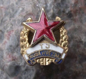 Vintage TJ Ruda Hvezda Red Star Soccer Czech Football Club Screw Pin Badge - Picture 1 of 2