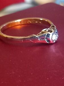 9ct Gold And Platinum diamond Solitaire ring Size M 