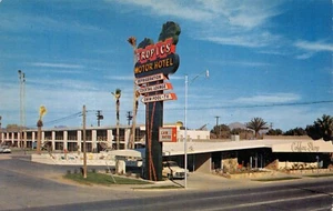 Postcard - Tropics Motor Hotel - Phoenix AZ Arizona - Unused - Picture 1 of 2
