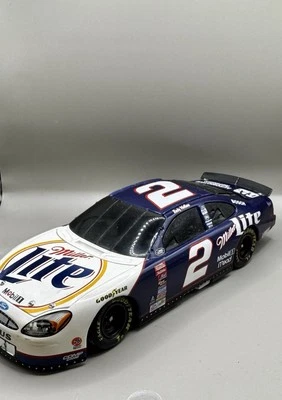 Rusty Wallace #2 Miller Lite 2000 1/24 Diecast NASCAR *NO BOX* - Image 1 of 4