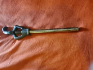 Llave de boca de incendios Jones vintage. Hermoso bronce con mango de acero ajustable - Imagen 1 de 4