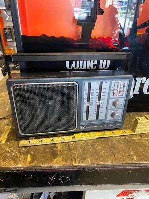 Vtg portable GE General Electric 4 Band Receiver TV/WB/AM/FM Radio TV Sound Batt - Image 1 of 4