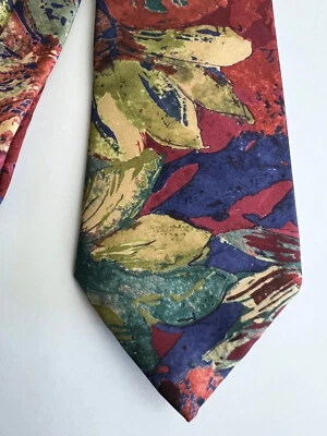 Hardy Amies London Silk Neck Tie - Vintage Floral - 54.5 Inches - Image 1 of 4