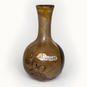 Handcrafted Hawaiian Stoneware Bud Vase with Tropical Floral Design - Picture 1 of 14