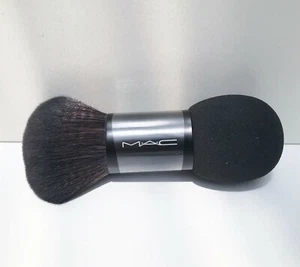 1x MAC dual-ended Foundation / Sponge Brush, Full Size, Brand New! - Picture 1 of 5