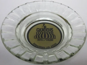 4 Queens Hotel Casino Downtown Las Vegas Clear Glass Ashtray 4.5" VTG MCM NICE - Picture 1 of 3