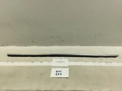 AUDI A4 2002 2009 CONVERTIBLE PUERTA DELANTERA IZQUIERDA VENTANA CINTURÓN RESISTENTE AL CLIMA CROMO Foto 1 de 4