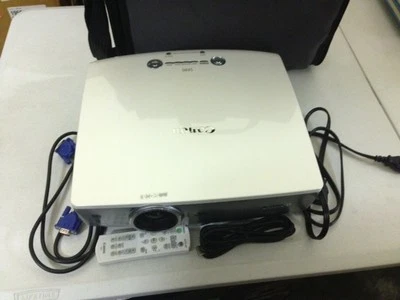 PROYECTOR PORTÁTIL CANON SX80 HD, 487 HORAS ORIGINALES DE USO!!! Foto 1 de 2