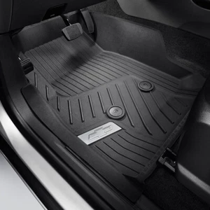 2015-2022 Colorado revestimiento de piso 84708367 negro con logotipo cromado fabricante de equipos originales GM - Imagen 1 de 3