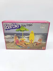 Mattel 1980 Barbie Play Paks #2319-2320 The Beach Scene For Fun At The Beach - Picture 1 of 4