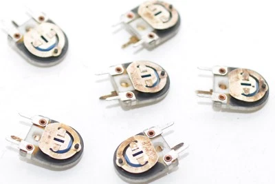 5x Vintage Mini-Trimmer / Potentiometer von Ruwido, 500 Ohm lin., stehend, NOS - Bild 1 von 4