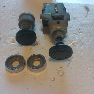 1967 年 1972 年雪佛兰 Gmc K10 K30 K5 C10 C20 OEM 车头灯和 Wiper 开关带 — 第 1/4 张图片