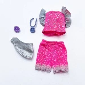 Collar de cinturón de plata rosa para muñecas Stacie modernas de Barbie’s Sister  - Imagen 1 de 5