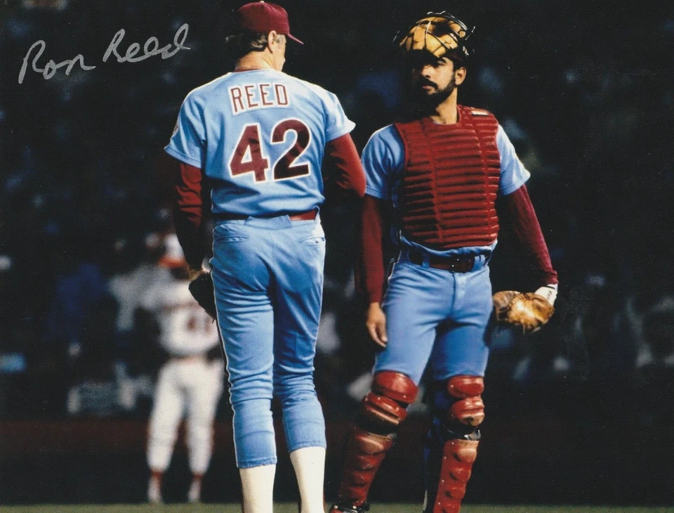 RON REED  PHILADELPHIA PHILLIES  ACTION SIGNED 8x10 - Image 1 of 1