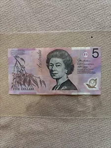 Australia 5 Dollars - Picture 1 of 2