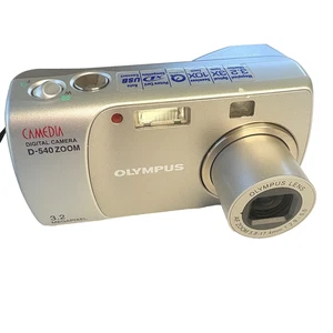 Olympus Camedia D-540 Zoom Digital Camera 3.2MP Silver AA Batteries Working - Picture 1 of 21