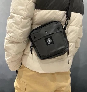 Stone Island Crossbody Umhängetasche Schwarz/Grau Herrentasche Neu - Bild 1 von 5