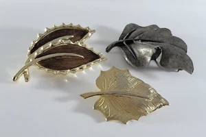 Vintage Brooch Pin Gold Pewter Tone Leaves Lot 1 Signed Sarah Cov - Picture 1 of 6