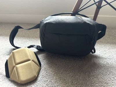 Peak Design Everyday Sling Camera Bag 5L - Black - Image 1 of 4