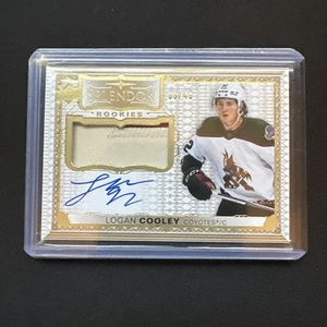 2023-24 Logan Cooley The Cup Splendor /49 Rookie Patch Auto #SP-CO Utah Arizona - Bild 1 von 2