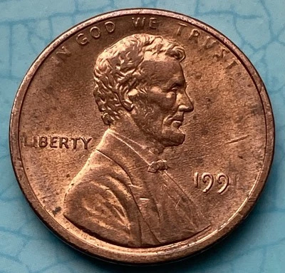 ERRORS 🔥On a 199? 🤔Penny Missing Letters, # In Year,DDR, Multiple Die Cracks. - Image 1 of 4