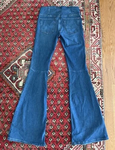 Free People We The Free Penny Pull-On Flare Jeans Women's Size 26 Denim Pants - Picture 1 of 7