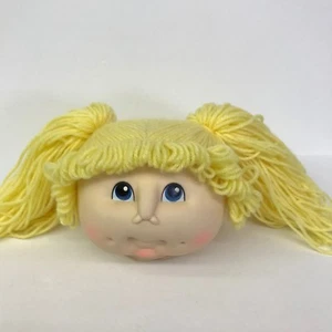 MN Thomas Garn Haar Puppe Kopf gelbe Zöpfe blaue Augen 4 Zoll hoch Vintage 1984 - Bild 1 von 12