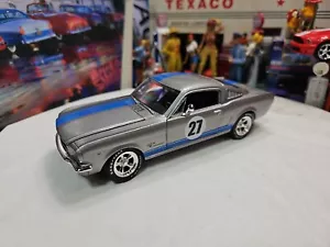 VINTAGE Johnny Lightning 1/24 1965 FORD MUSTANG BEAUTIFUL NICE CAR 🚗 **RARE ** - Picture 1 of 24