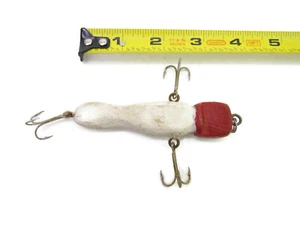 Vintage Homemade Primitive Wooden Red & White Fishing Lure FL26 - Picture 1 of 4