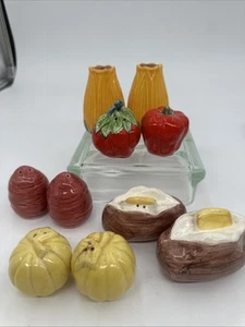 Fruit and Vegetable Salt and Pepper Shaker Lot Of 5 Pairs - Bild 1 von 9