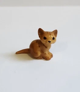 HR Hagen Renaker Miniature Orange Tabby Cat Kitten Sitting Figurine - Picture 1 of 5